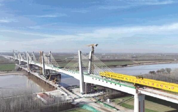 濟鄭高(gao)鐵長清(qīng)黃河特(tè)大橋：全(quan)膠拼連(lián)續梁橋(qiao)創世界(jie)之最